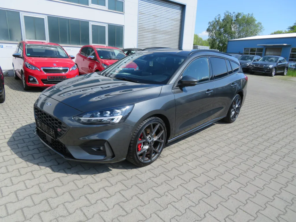 Ford Focus TURNIER 2,3 ST*PERFORMANCE*NAVI*IACC* Image 3