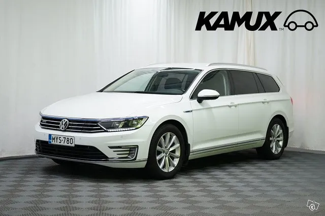 Volkswagen Passat Variant GTE Plug-In Hybrid 160 kW (218 hv) Image 8